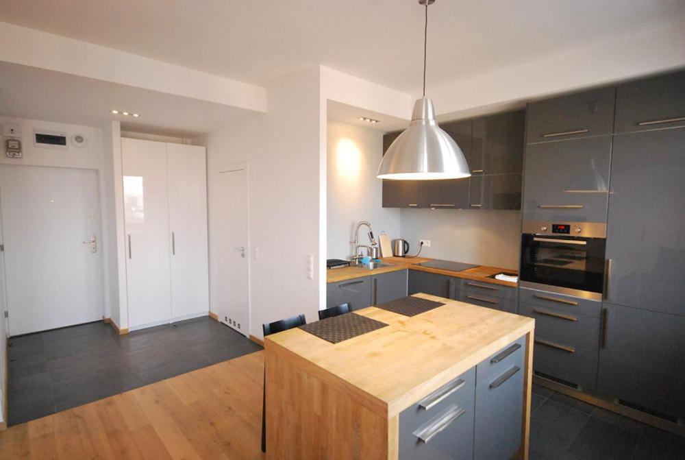 Apartment4You - Solidarnosci Varsovia Habitación foto